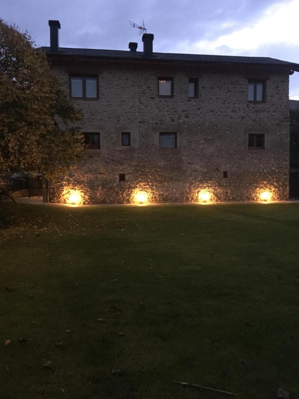 Hostal Cal Pedrals Pairal Urús Exterior foto